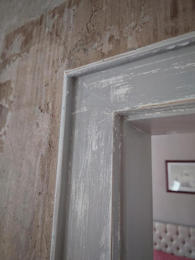 Flat In Neo Country Style Aus Gruenderzeit Bis 6 Person Apartment Leipzig Bagian luar foto