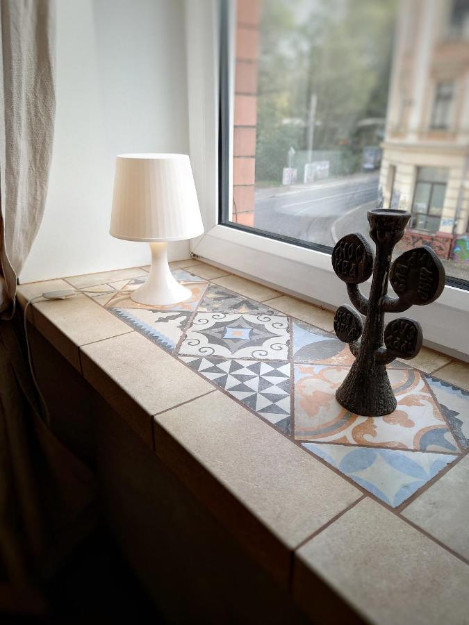 Flat In Neo Country Style Aus Gruenderzeit Bis 6 Person Apartment Leipzig Bagian luar foto