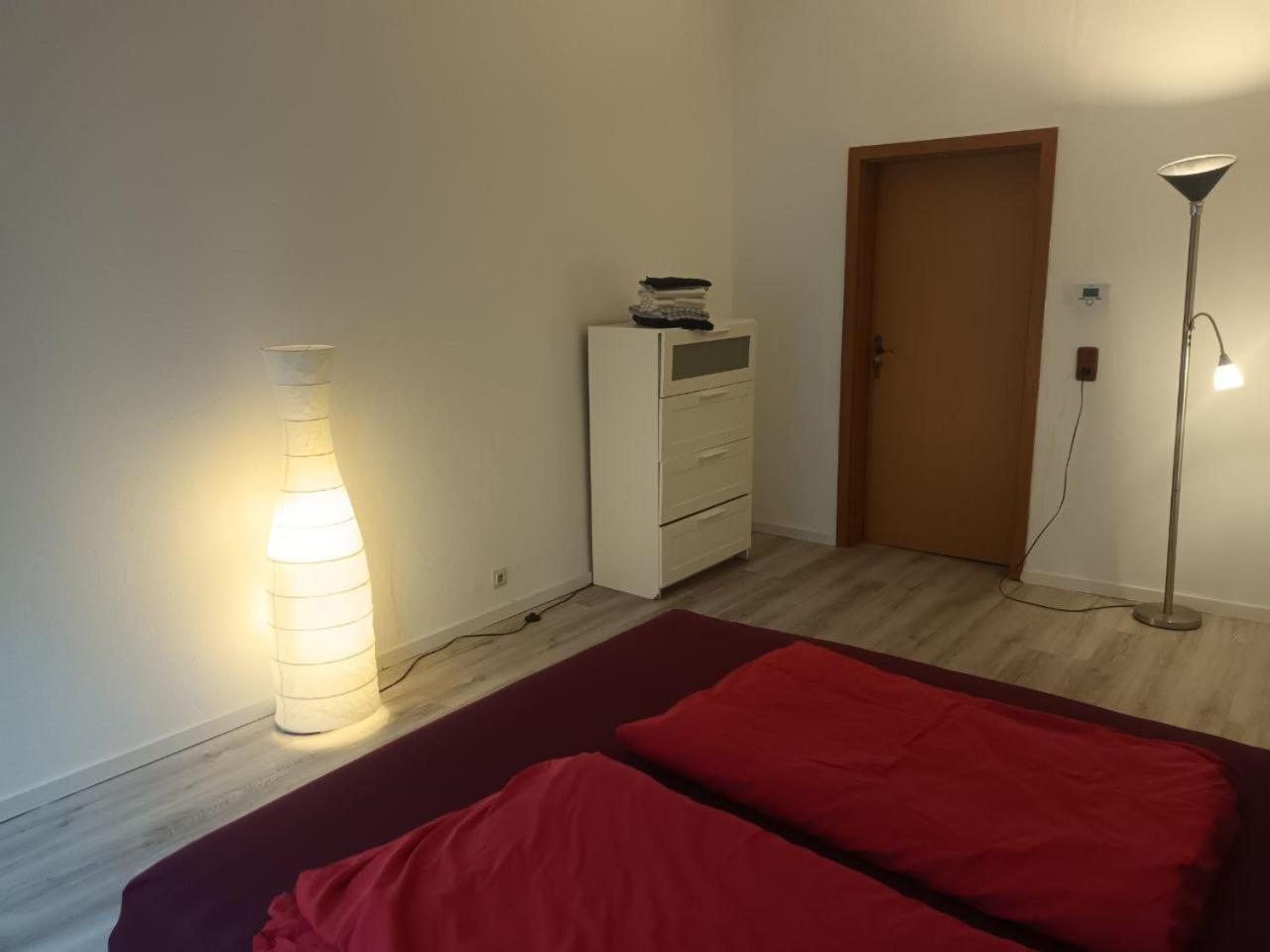 Flat In Neo Country Style Aus Gruenderzeit Bis 6 Person Apartment Leipzig Bagian luar foto