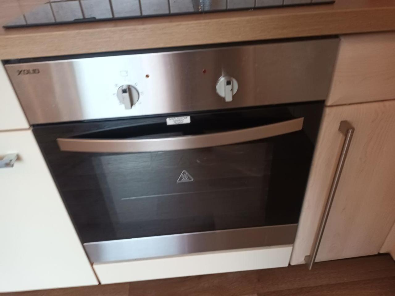 Flat In Neo Country Style Aus Gruenderzeit Bis 6 Person Apartment Leipzig Bagian luar foto