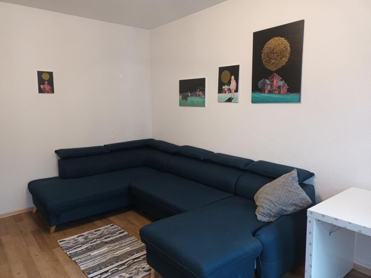 Flat In Neo Country Style Aus Gruenderzeit Bis 6 Person Apartment Leipzig Bagian luar foto